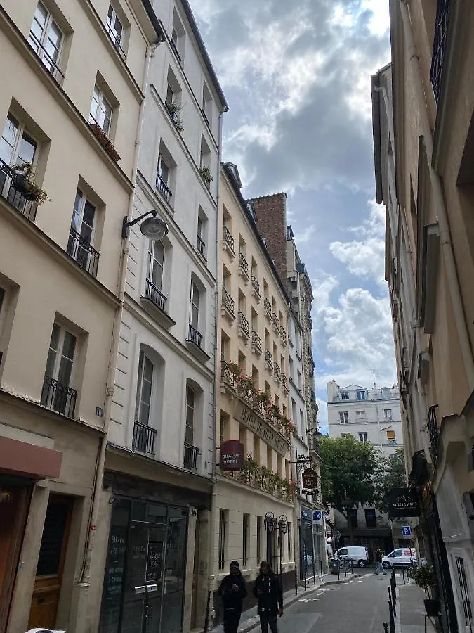 Cozy 2-Pieces Au Coeur Du Haut-Marais Paris Apartment